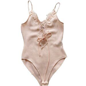 Beige body flowers details top, adjustable straps, size small